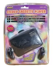 1999 NOS Vintage Street Beat Cassette Tape Player w/Headphones Portable Mod 820M