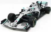 Mercedes AMG Petronas F1 W10 EQ #44 Lewis Hamilton Formula One 2019 1:43 Bburago