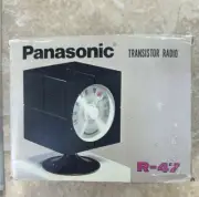 Vintage Panasonic R-47A Cube/Pedestal AM Transistor Radio