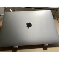 在飛比找蝦皮購物優惠-二手MacBook Pro 2017