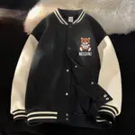 校隊兒童棒球夾克男女通用 LOGO 首字母 MOSCHINO TOY BEAR 抓絨鈕扣夾克男女通用 1 2 3 4 5