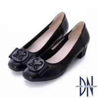 在飛比找momo購物網優惠-【DN】跟鞋_素面真皮氣質飾釦粗跟鞋(黑)