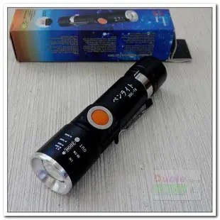 USB充電可調焦手電筒/CREE XM-L T6 超亮手電筒內含充電電池/後方USB插頭 (8.5折)