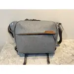 PEAK DESIGN EVERYDAY SLING 3L V2 // ASH(魔術使者隨行攝影包 象牙灰)