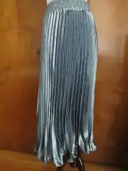 Anthropologie HD In Paris Women's Gray Carbon Pleated Skirt Large