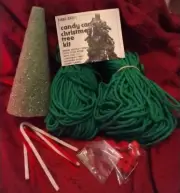 New Vintage 1981 Fibre-Craft Candy Cane Christmas Tree Kit No. 1430K Macrame
