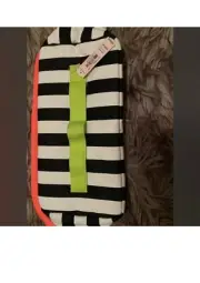 VICTORIA'S SECRET Striped Lingerie Bra Travel Train Case - Limited Edition