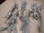 MERA VIC 11" FEATHER CLOSE TAIL PEACOCK W/GLITTER ON CLIP 6 PIECE