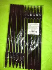 lapiz de cejas.y para los ojos color negro con su saca punta cada lápiz 12x15.99