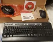 Microsoft 1000 Wireless Optical Desktop KEYBOARD & MOUSE (PC & Mac) UBS