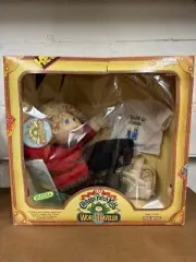 1985 Cabbage Patch Kids World Traveler Doll Russia With Accessories