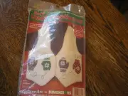 Fashion Art by Dimensions FELT VEST APPLIQUES~~SMITTEN w/ MITTENS #80341~~NIP!!