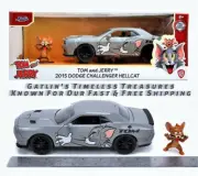Jada Toys Tom and Jerry 1:24 2015 Dodge Challenger Hellcat Diecast Car & Figure