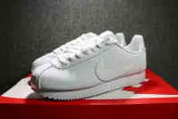 在飛比找Yahoo!奇摩拍賣優惠-Nike Classic Cortez 阿甘全白休閑運動鞋 