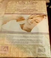 (2) IVORY KING SIZE SATIN PILLOWCASES-NICE & SOFT-LOWEST PRICE ON EBAY !!! XX