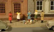 Bachmann 33117 HO Scale Sidewalk People 6Pcs