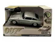 Skyfall James Bond 007 Aston Martin DB5 Motorized Lights Sounds New