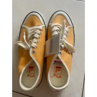 在飛比找蝦皮購物優惠-全新韓國FILA黃色帆布鞋無鞋盒24號