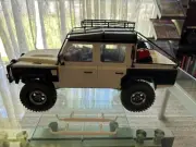 1:10 Scale Crawler Defender D110 Pickup with Extras