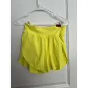 Lululemon Fast Free Shorts NWT - Electric Yellow - Size 2 **FLAW**
