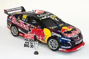 1:18 2015 Bathurst Winner -- Lowndes/Richards -- Red Bull Racing -- Biante