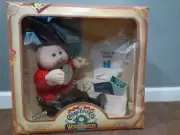 1985 Cabbage Patch Kids World Traveler Doll Russia Bald Blue Eyes 3890 New Nib