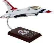 USAF General Dymanics F-16A Falcon Thunderbirds Desk Top 1/32 Model SC Airplane