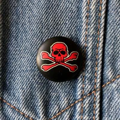 Skull & Crossbones - Button Badge