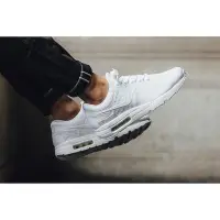 在飛比找Yahoo!奇摩拍賣優惠-Nike AIR MAX ZERO ESSENTIAL 白色