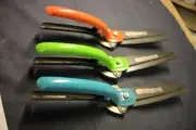 3 SHEARMAGIC GARDEN SHEARS NEW OLD STOCK SHEAR MAGIC YOU GET 3 SHOWN
