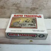 RATIO PLASTIC MODELS STATION BUILDING #504, HO GAUGE. NEW