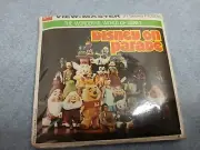 SEALED VIEW-MASTER Vintage WALT DISNEY ON PARADE 1973 B517 GAF NEW Disneyland