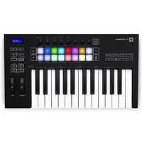 在飛比找momo購物網優惠-【Novation】LaunchKey 25 MK3 主控鍵