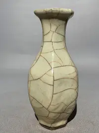 在飛比找Yahoo!奇摩拍賣優惠-古玩瓷器 老物件 宋代哥瓷金絲鐵線玉壺春瓶 喜歡的朋友請聯系