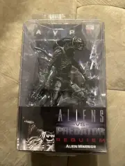 Neca Alien VS Predator Requiem - ALIEN WARRIOR 2007 Reel Toys NIB