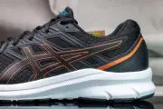 ASICS JOLT 3 shoes for men, NEW & AUTHENTIC, US size 10