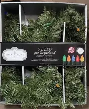 GARLAND 9 FT LED PRE-LIT PINE 35 LED LIGHTS PROGRAMMABLE BATTERY OPERATED INDOOR