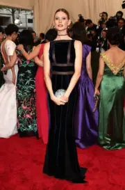 Model Behati Prinsloo at the China Through The Looking Glass Costu - Old Photo 1