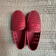 Floafers Prodigy red big-kid size 1 water shoes vacation summer NIB