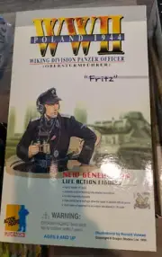 Dragon WWII German Soldier Fritz brand new excellent condition!