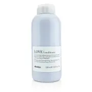 Davines Love Conditioner (Lovely Smoothing Conditioner For Coarse or Frizzy Hair) 1000ml/33.8oz
