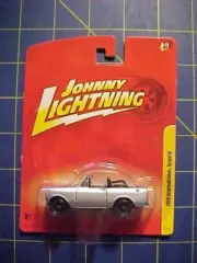 2010 JOHNNY LIGHTNING 1978 INTERNATIONAL SCOUT II JL11! NIP