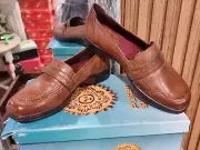 PLANET SHOES "Blyth" Almond Leather Comfort Shoes BNIB Sz 7