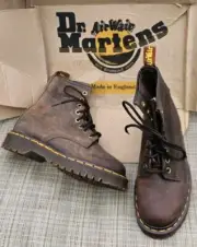 NEW OLD STOCK Vtg Doc Martens Air Wair 8 Eyelet 1460 Brown Boots ENGLAND UK 3