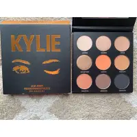 在飛比找Yahoo!奇摩拍賣優惠-全新現貨 Kylie Cosmetics 九色眼影盤 The