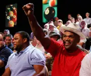 Actor Anthony Anderson and rapper Darryl DMC McDaniels of Run-DMC - Old Photo 1