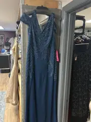 NET Adrianna Pappell Platinum Blue Cold Shoulder Ball Gown - Size 10P