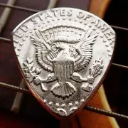 Half Dollar Guitar Pick + Gibson Les Paul Electric Guitar SG Standard Custom ART