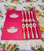 ROYAL ALBERT OLD COUNTRY ROSES 8 SPOONS NIB