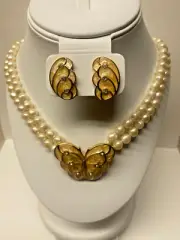 Avon Kenneth Jay Lane Papillon Butterfly Necklace & Pierced Earrings Set NEW